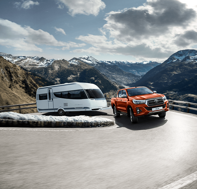 hilux-towing